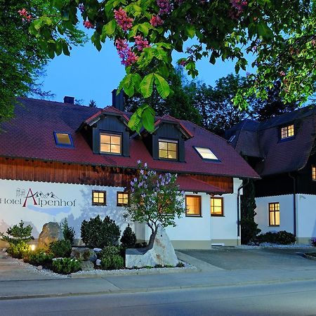 Alpenhof Hotel Gauting Exterior photo